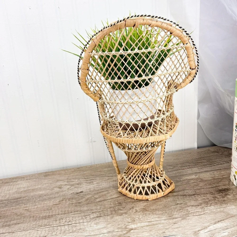Vintage Wicker‎ Peacock Chair Plant Stand – 15.5 inch Doll Chair